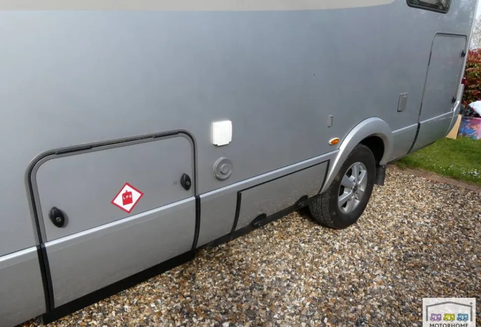 Hymer B-Class MC i690 2022
