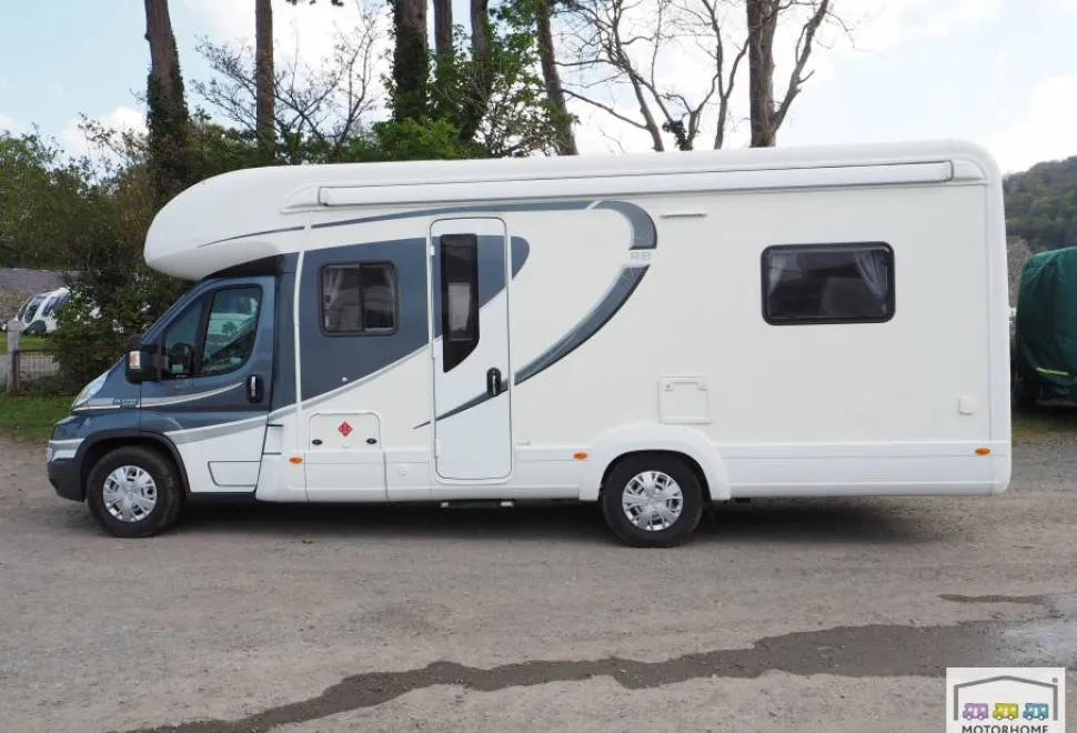 Auto-Trail Tracker Rb Lo-Line 2014