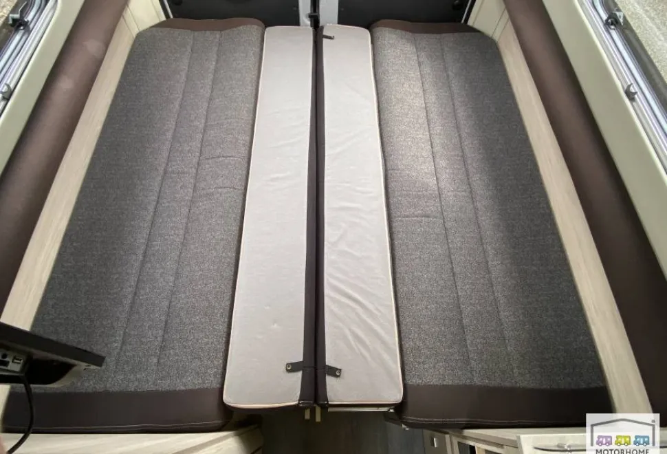 Auto-Trail Expedition 66 2022