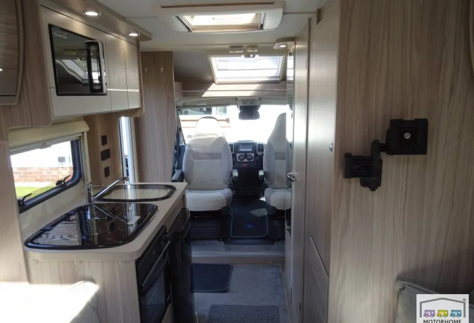 Elddis Sunseeker 120 2024
