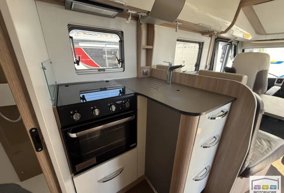 Burstner Ixeo IT 728G  2019