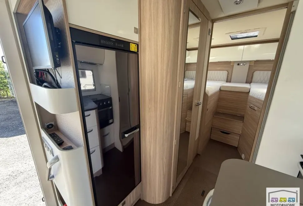 Burstner Ixeo IT 728G  2019