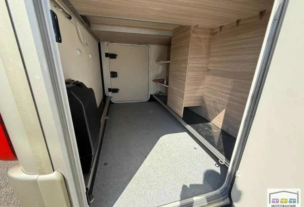 Burstner Ixeo IT 728G  2019