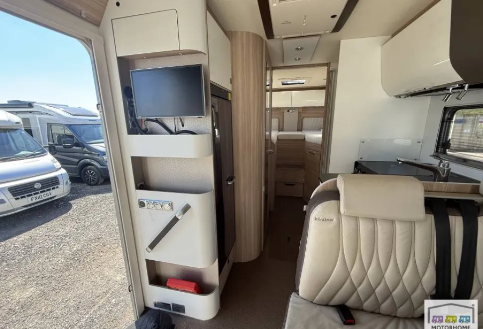 Burstner Ixeo IT 728G  2019