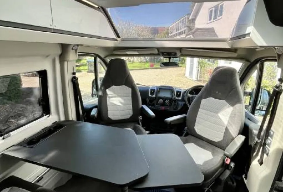 Adria Twin  2021