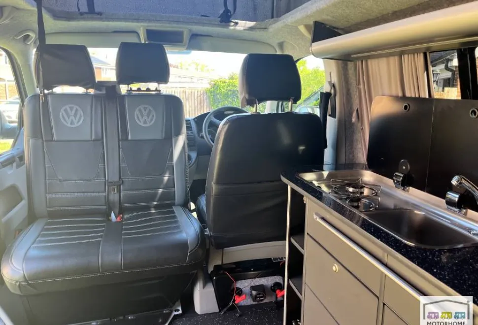 Volkswagen T5 Transporter   2015
