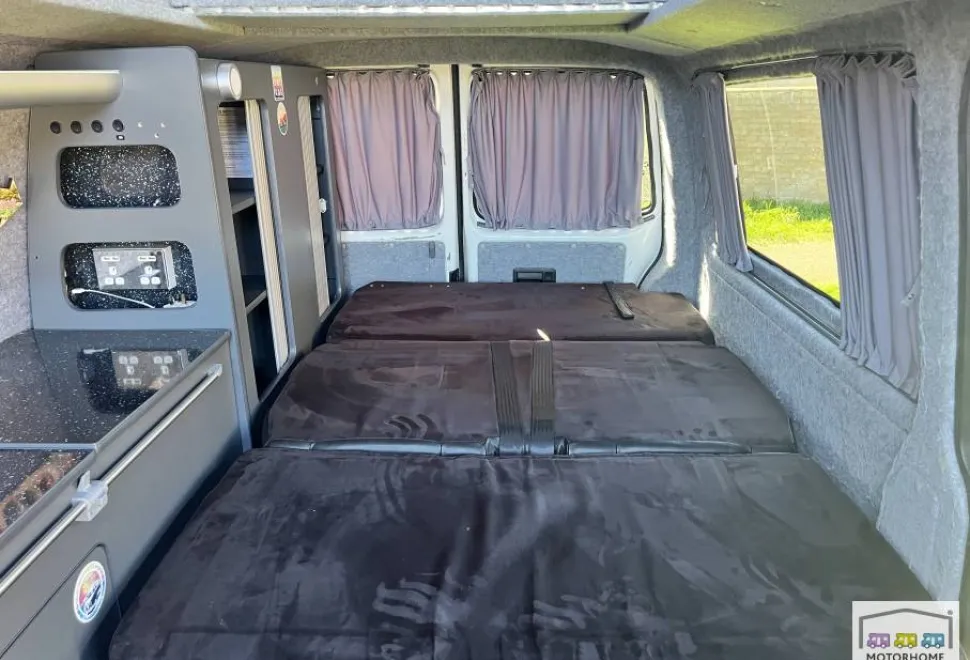 Volkswagen T5 Transporter   2015