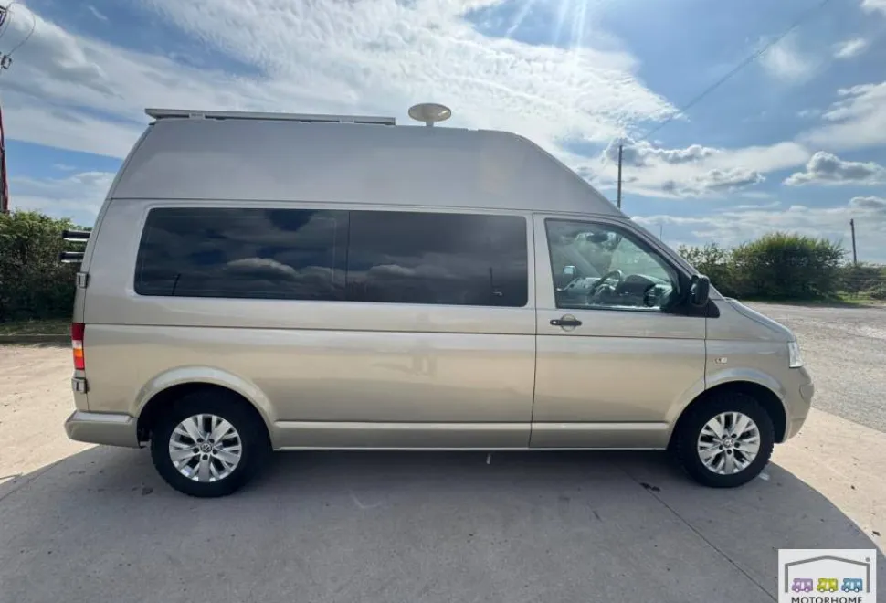 Volkswagen T30 Transporter  2009