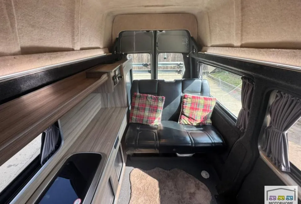 Volkswagen T30 Transporter  2009