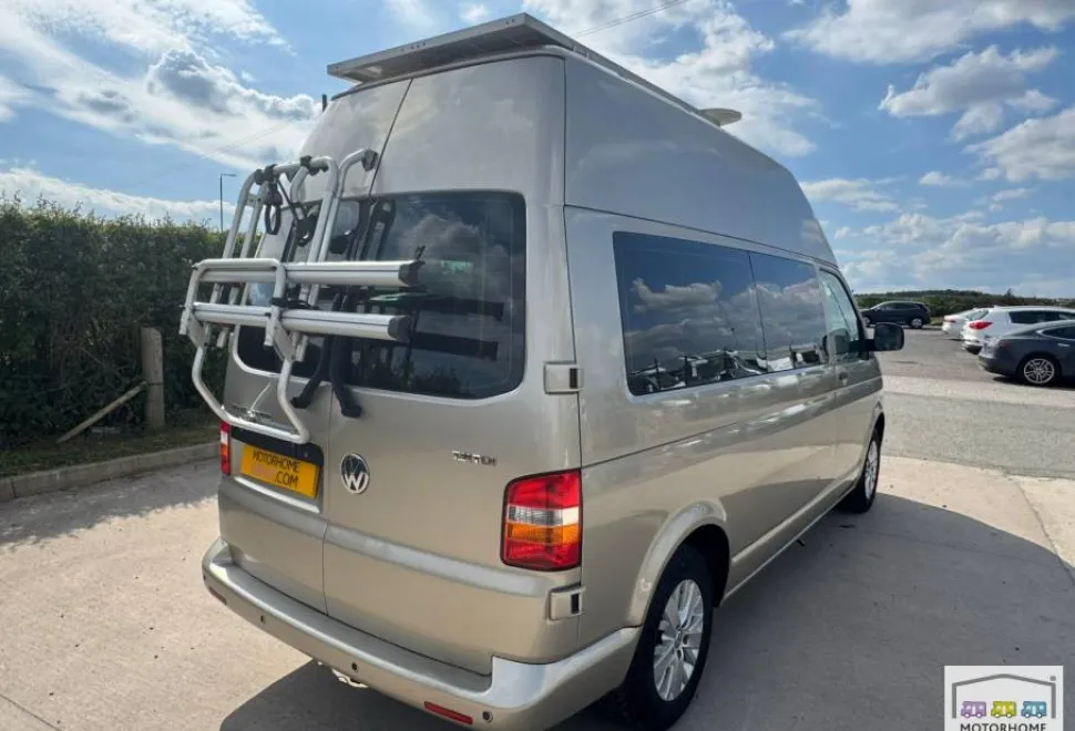 Volkswagen T30 Transporter  2009