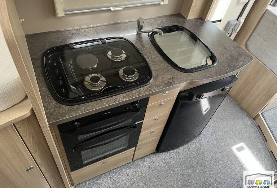 Elddis Chatsworth 194 2019