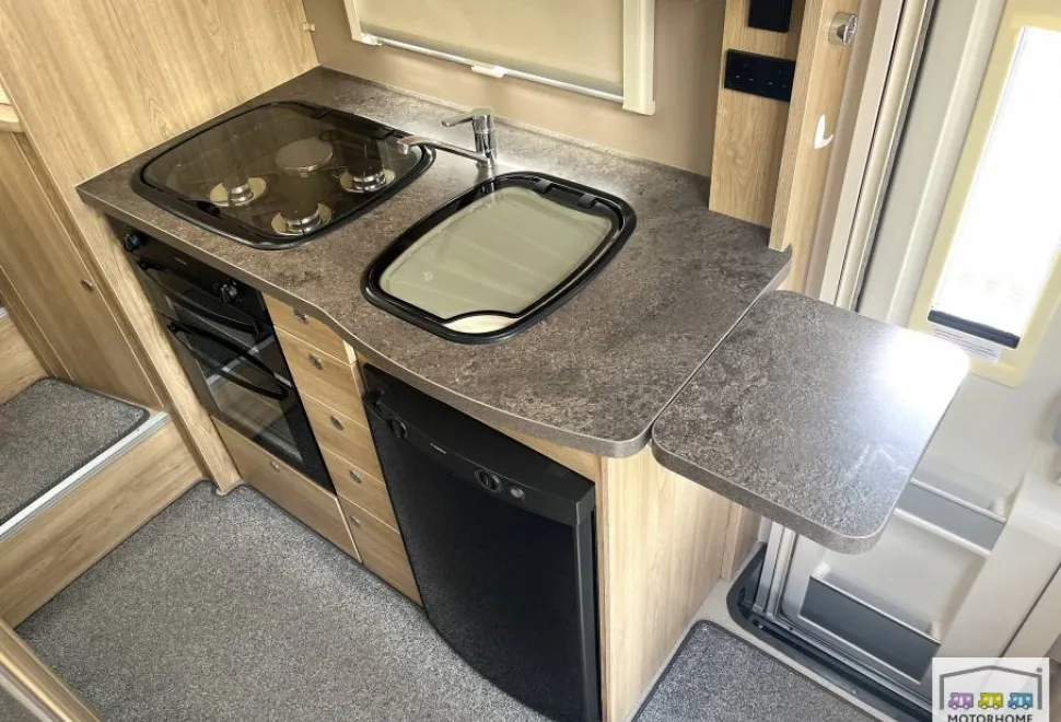 Elddis Chatsworth 194 2019