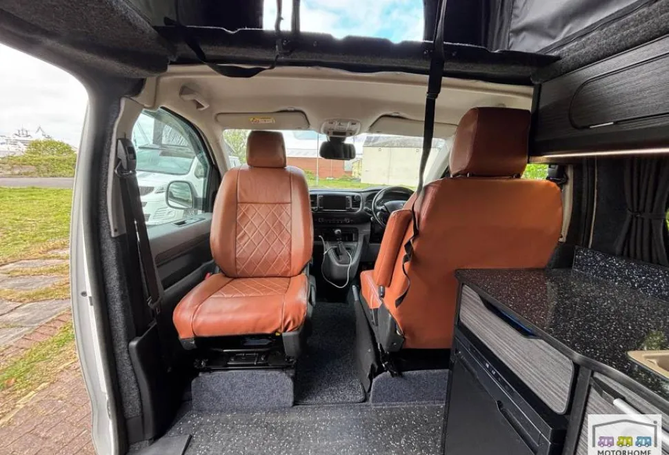 Peugeot Expert Professional 2020