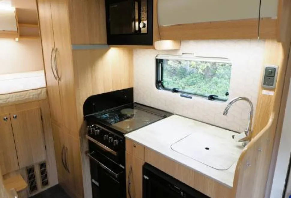 Auto-Trail Imala 736G  2025