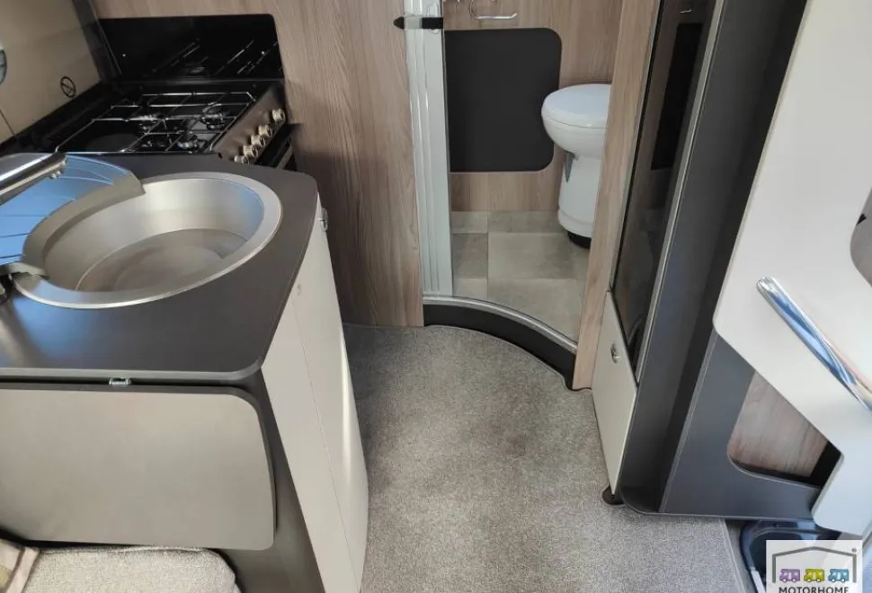 Swift Escape 614 Hi-Style 2024