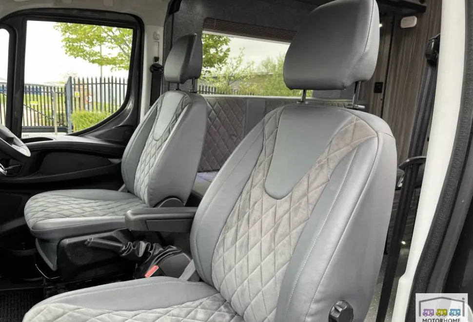 Iveco Daily Hi-Matic Race van 2023