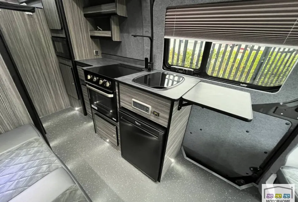 Iveco Daily Hi-Matic Race van 2023