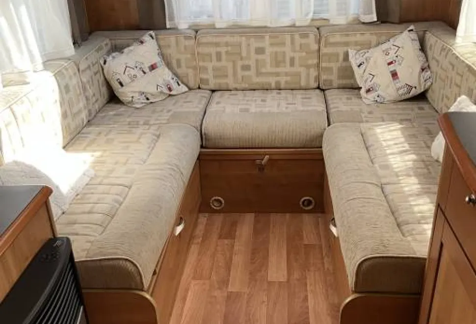 Auto-Trail Apache 634 2010