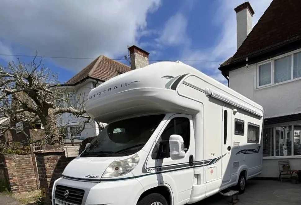 Auto-Trail Apache 634 2010