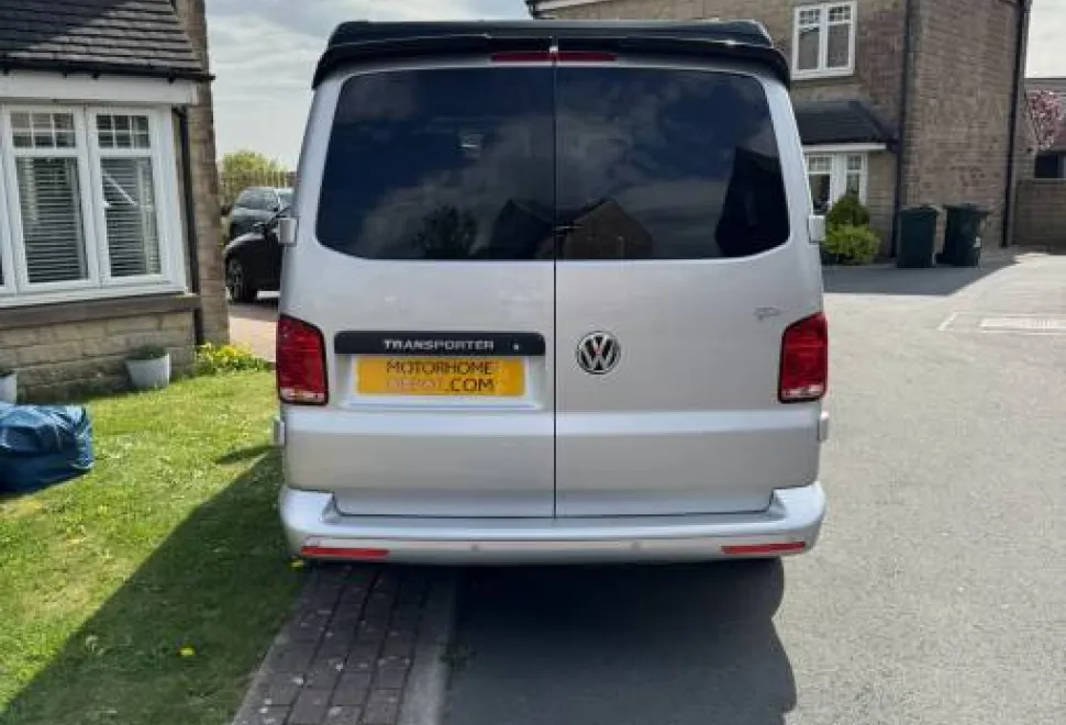 Volkswagen Campervan  2021