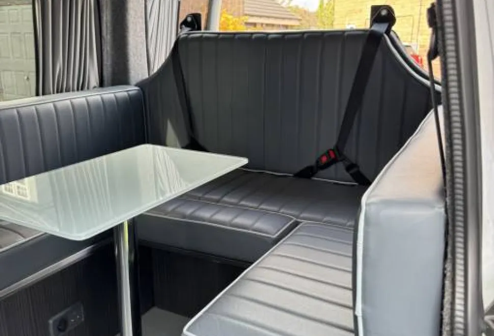 Volkswagen Campervan  2021