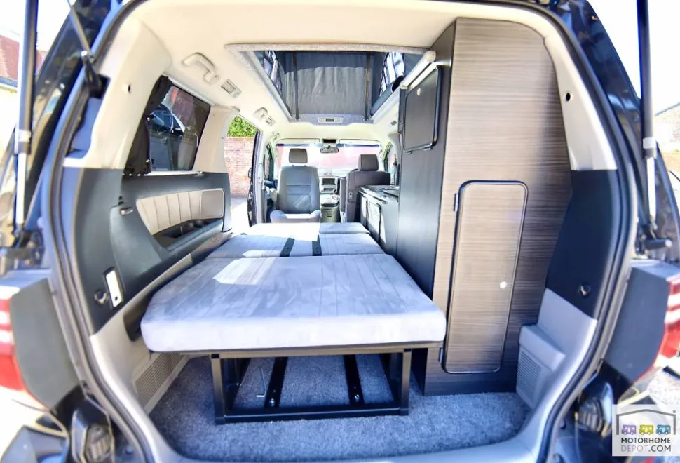 Toyota Alphard  Camper Van 2007