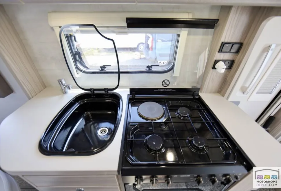 Elddis Autoquest  150 2023