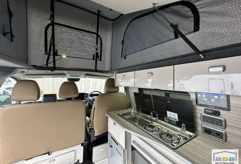 Volkswagen T7  2025