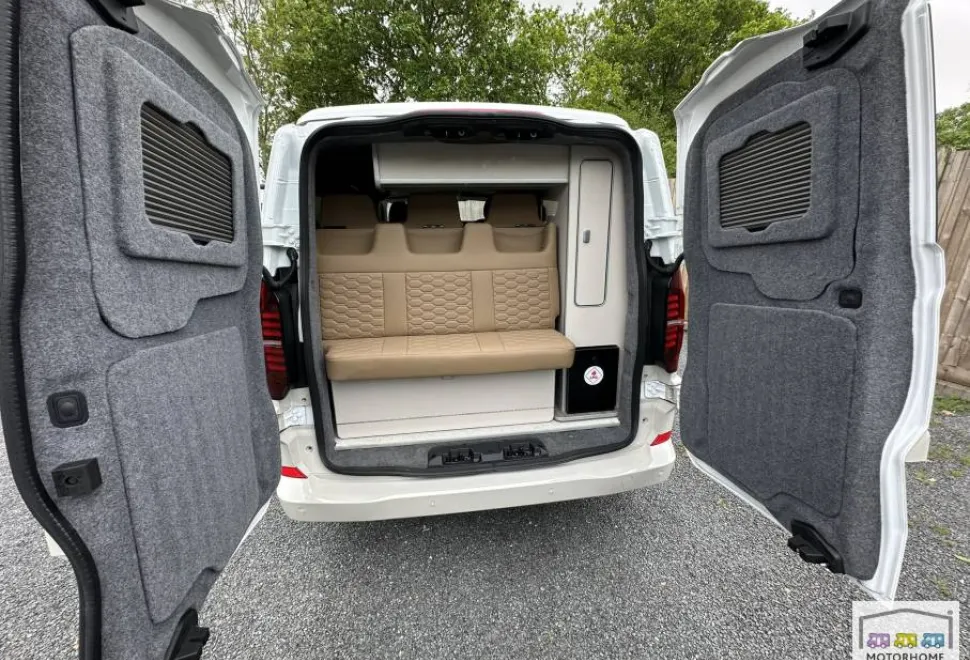 Volkswagen T7  2025