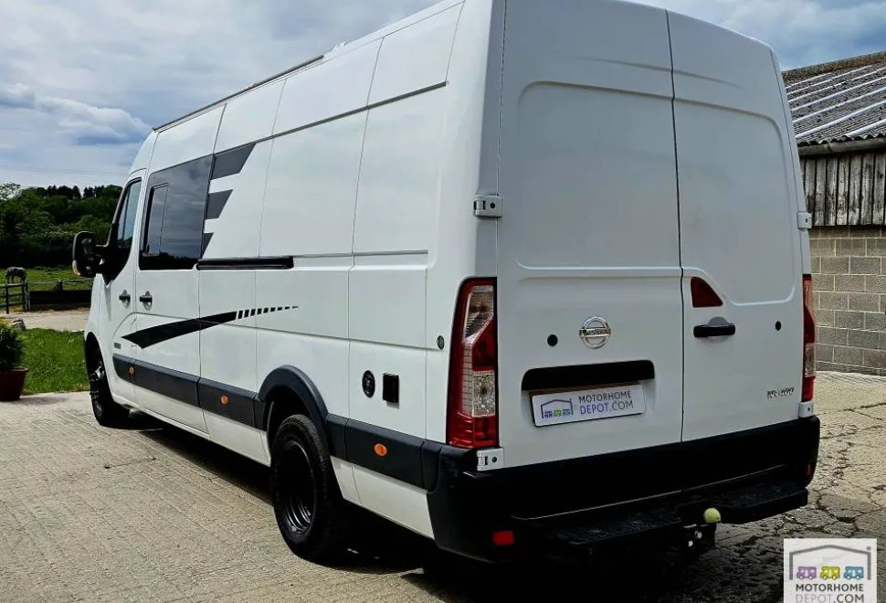 Nissan NV400   2013
