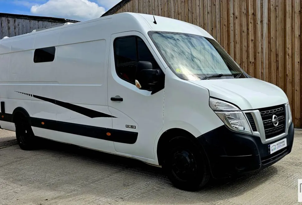 Nissan NV400   2013