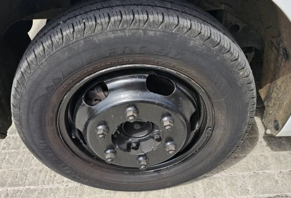 Nissan NV400   2013
