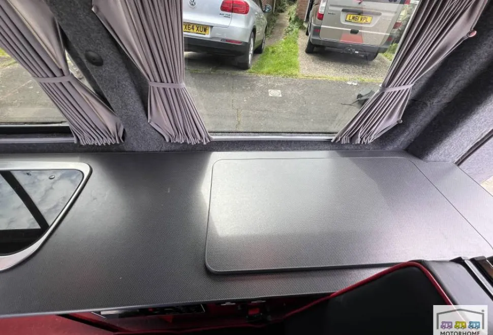 Volkswagen Transporter  2010