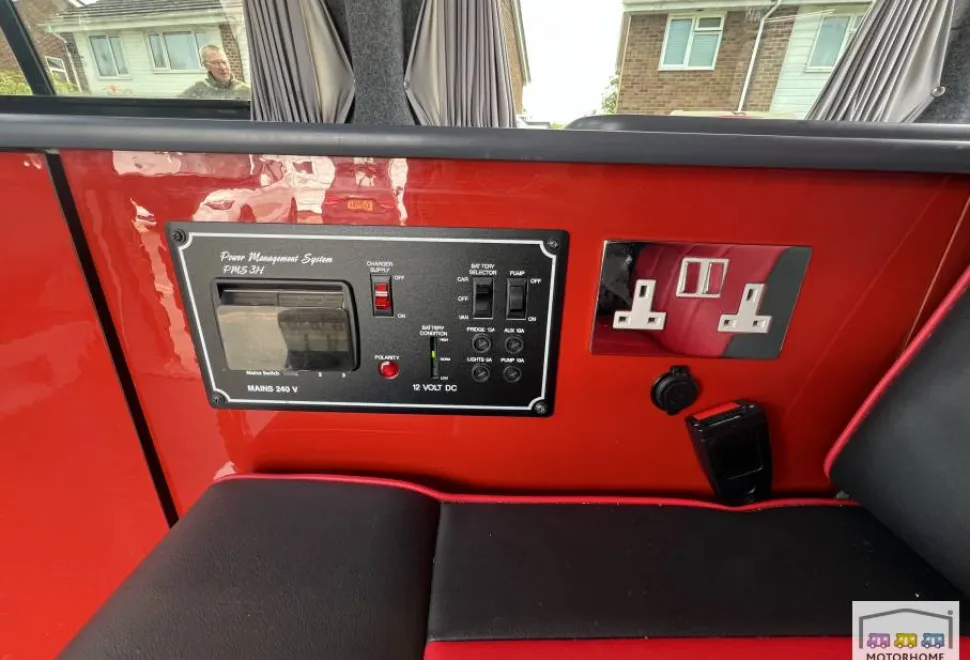 Volkswagen Transporter  2010