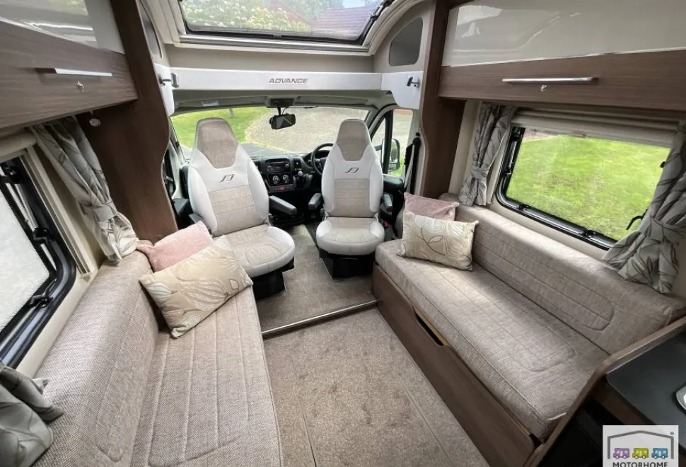 Bailey Advance 76-2 2018