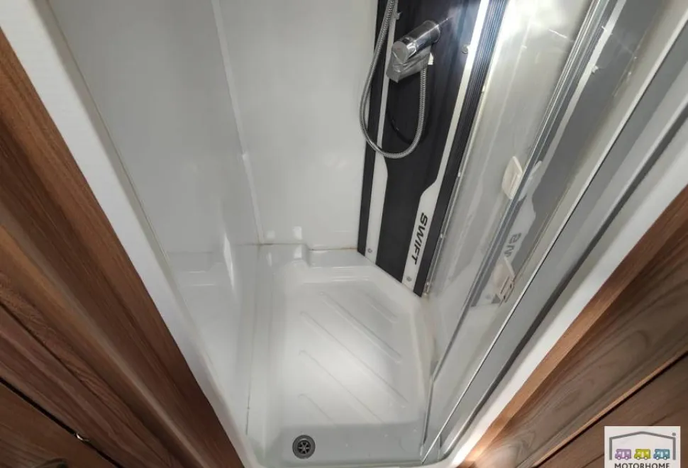 Swift Escape 614 2020