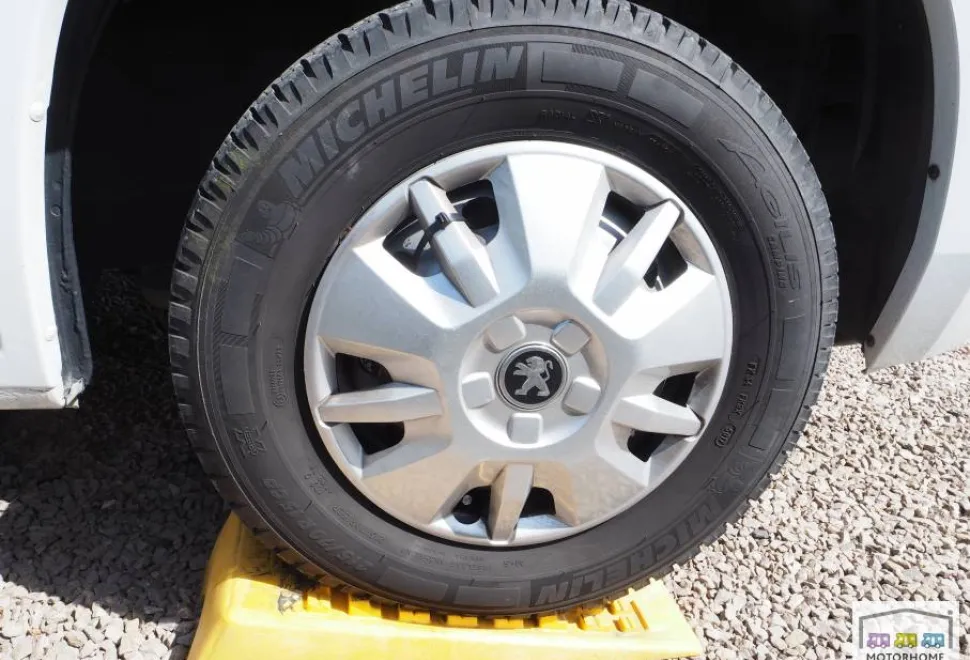 Bailey Advance 76-2 2019