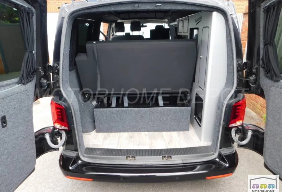 Volkswagen T30 Transporter Highline  2020