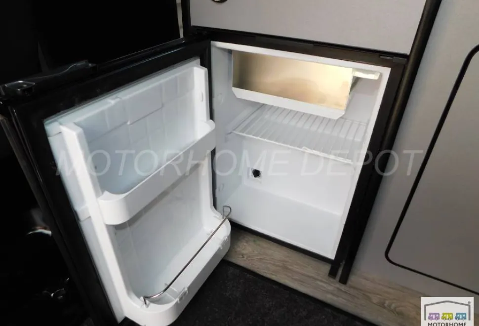 Volkswagen T30 Transporter Highline  2020