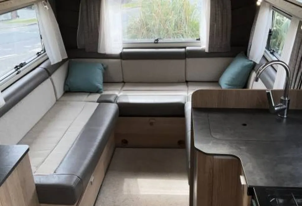 Auto-Trail Tracker  2023