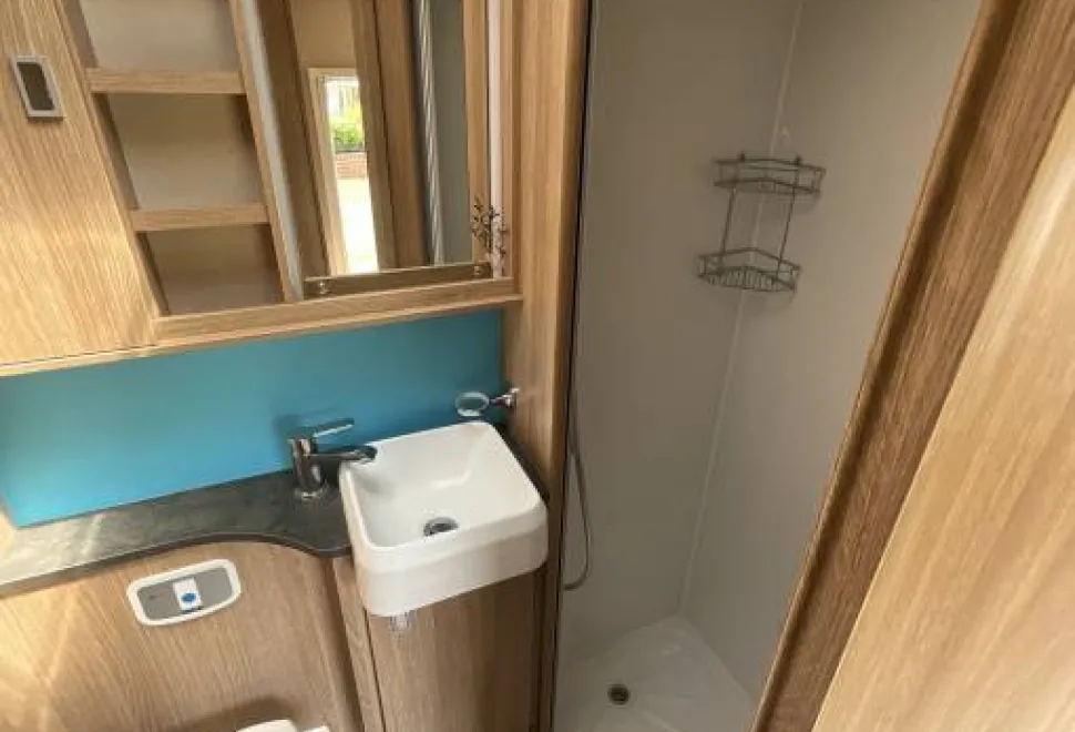 Auto-Trail Tracker  2023