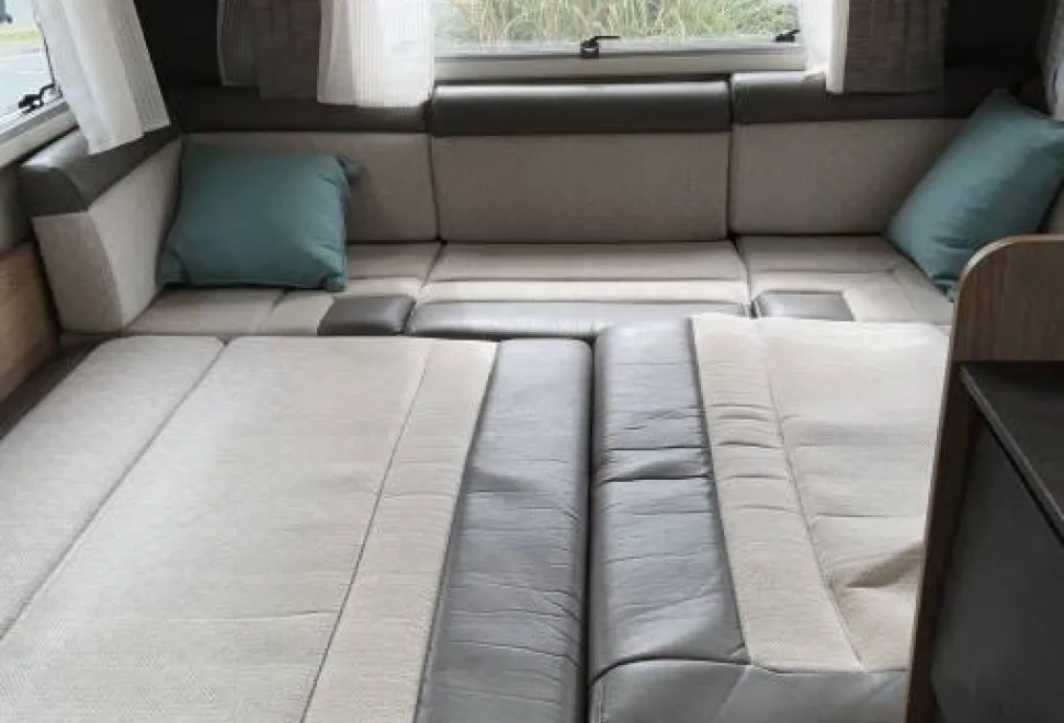 Auto-Trail Tracker  2023