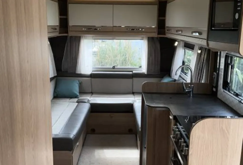 Auto-Trail Tracker  2023