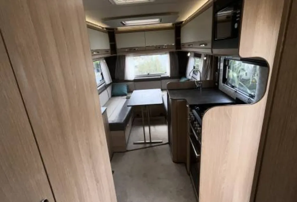 Auto-Trail Tracker  2023