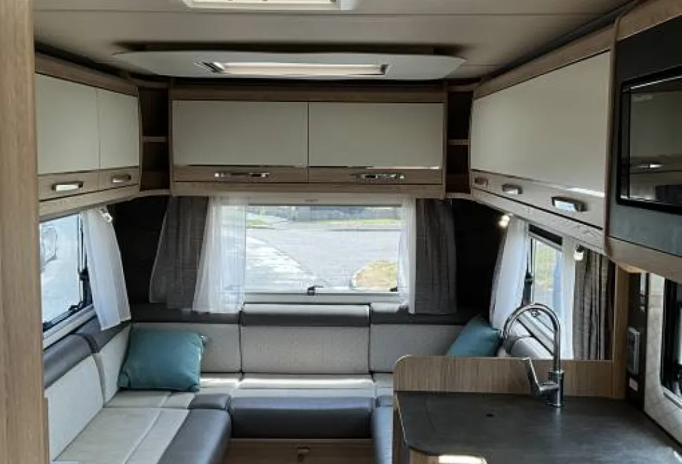 Auto-Trail Tracker  2023