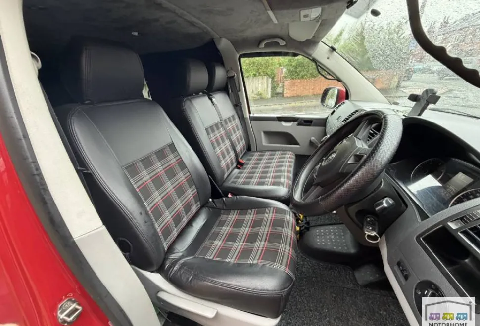Volkswagen T5 Camper  2010