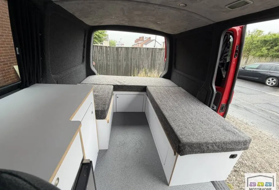 Volkswagen T5 Camper  2010