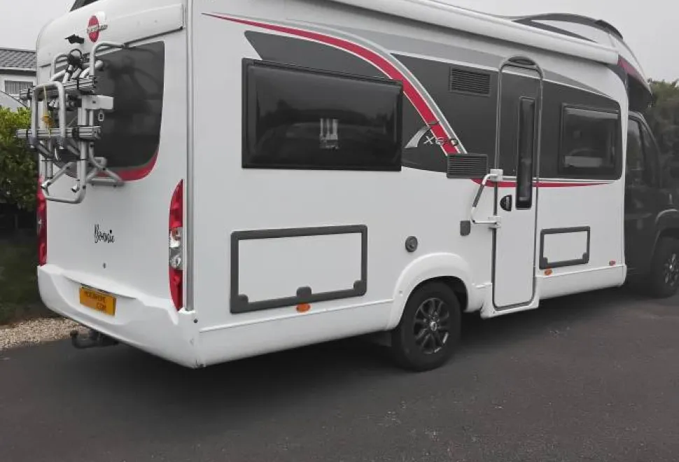 Burstner Ixeo IT700  2014