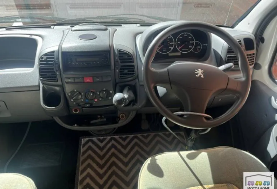 Compass Avantgarde 120 2006