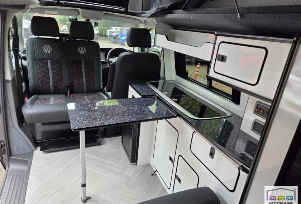 Volkswagen T6.1 Transporter Highline  2020